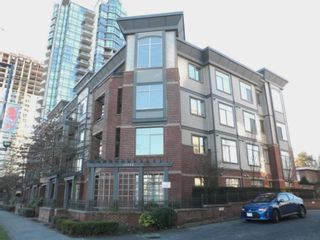 Photo 12: 102 10455 UNIVERSITY Drive in Surrey: Whalley Condo for sale in "D'Cor B" (North Surrey)  : MLS®# R2024428