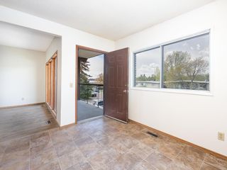 Photo 9: 5924 Trollinger Street NE in Calgary: Thorncliffe Semi Detached (Half Duplex) for sale : MLS®# A2048779