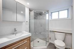 Photo 8: Lower 32 Ingham Avenue in Toronto: South Riverdale House (2-Storey) for lease (Toronto E01)  : MLS®# E5966455