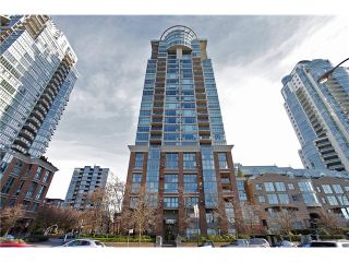 Photo 2: # 706 1128 QUEBEC ST in Vancouver: Mount Pleasant VE Condo for sale (Vancouver East)  : MLS®# V1044266