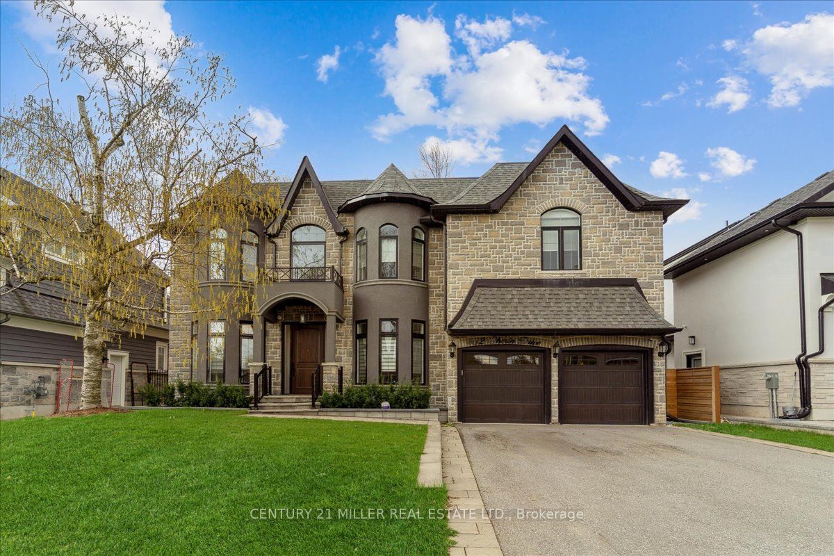 Main Photo: 462 Sherin Drive in Oakville: Bronte East House (2-Storey) for sale : MLS®# W6048280
