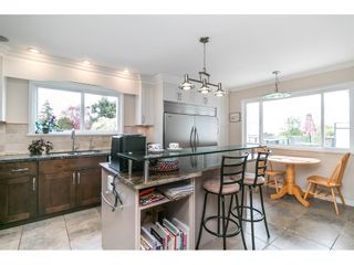 Photo 11: 1266 FINLAY Street: White Rock House for sale (South Surrey White Rock)  : MLS®# R2698641