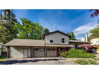 Photo 1: 6577 Orchard Hill Road in Vernon: House for sale : MLS®# 10312891