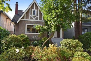 Photo 1: 358 E 45TH Avenue in Vancouver: Main House for sale in "MAIN" (Vancouver East)  : MLS®# R2109556