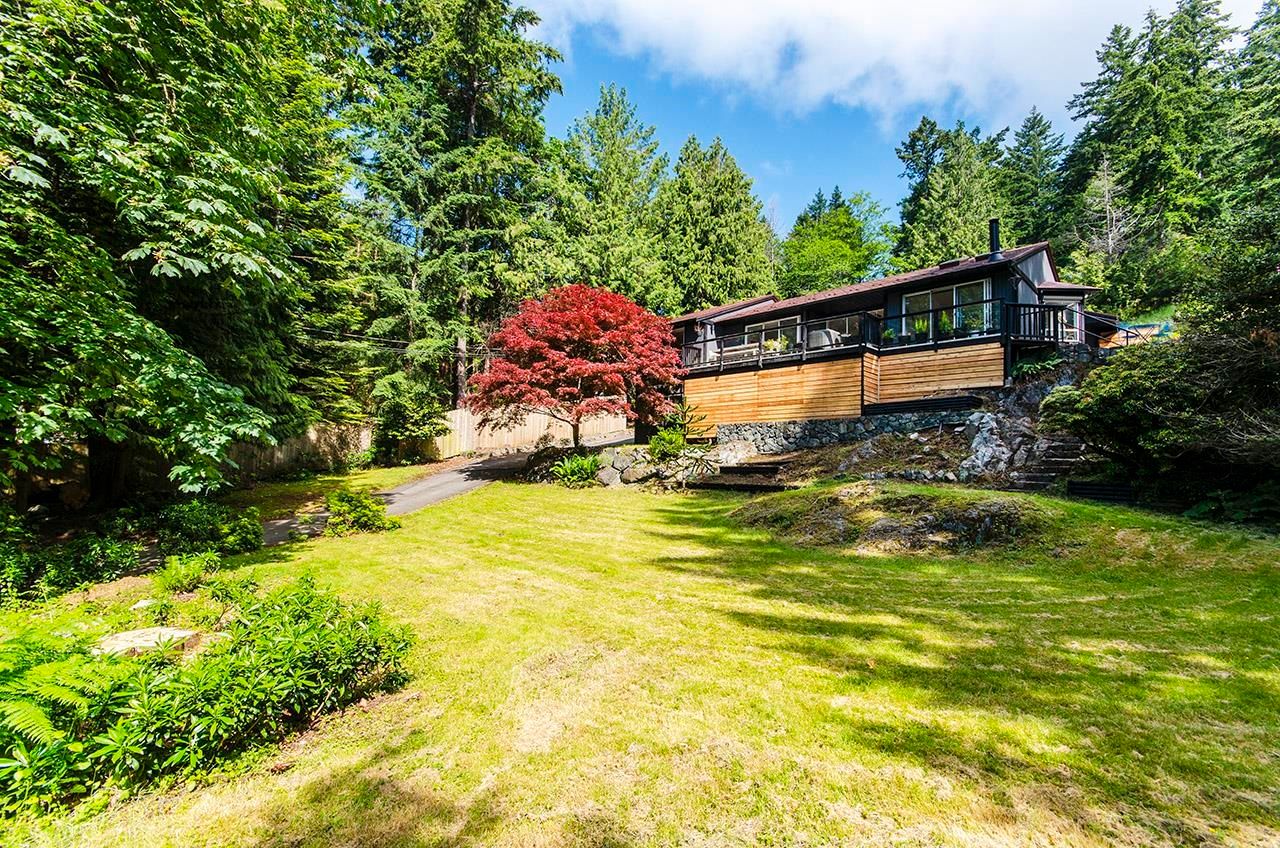 Main Photo: 1228 MILLER ROAD: Bowen Island House for sale : MLS®# R2700403