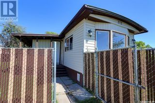 Photo 1: 136 Eastview Trailer COURT in Prince Albert: House for sale : MLS®# SK920982