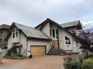 Photo 1: 2003 CLIFFSIDE Lane in Squamish: Hospital Hill House for sale : MLS®# R2430342