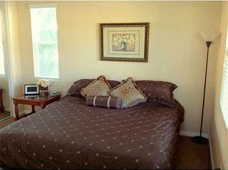 Photo 9: Residential for sale : 4 bedrooms : 521 Dana Ln in Escondido
