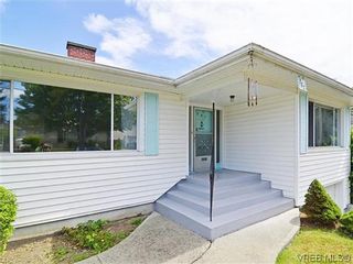 Photo 18: 907 Shirley Rd in VICTORIA: Es Kinsmen Park House for sale (Esquimalt)  : MLS®# 613829