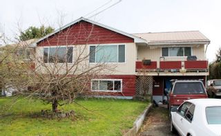 Photo 2: 9420-9422 CARLETON STREET in Chilliwack: Chilliwack E Young-Yale Multifamily for sale : MLS®# R2044553