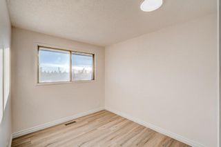 Photo 5: B 11 Fonda Green SE in Calgary: Forest Heights Semi Detached (Half Duplex) for sale : MLS®# A2012785