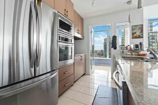 Photo 4: 3002 1211 MELVILLE Street in Vancouver: Coal Harbour Condo for sale (Vancouver West)  : MLS®# R2860400