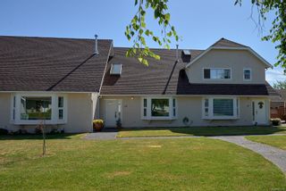 Photo 1: 111 635 Blenkin Ave in Parksville: PQ Parksville Row/Townhouse for sale (Parksville/Qualicum)  : MLS®# 921102