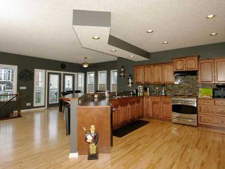 Photo 4: 227 BAYSIDE Landing SW: Airdrie Residential Detached Single Family for sale : MLS®# C3585615