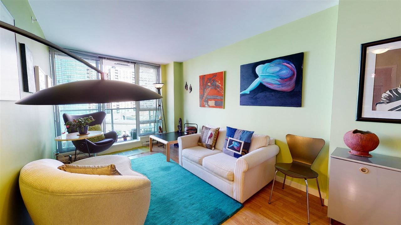 Main Photo: 2206 788 HAMILTON Street in Vancouver: Downtown VW Condo for sale in "TV TOWERS" (Vancouver West)  : MLS®# R2559691