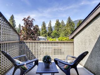 Photo 19: 1107 MONTROYAL Boulevard in North Vancouver: Canyon Heights NV Townhouse for sale in "Montroyal Village" : MLS®# R2780476