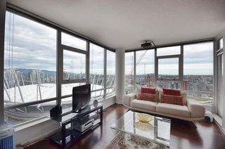 Photo 4: 3503 928 Beatty Street in Vancouver: Yaletown Condo for sale (Vancouver West)  : MLS®# R2212258