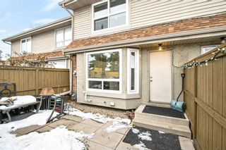 Photo 23: 132 123 Queensland Drive SE in Calgary: Queensland Row/Townhouse for sale : MLS®# A2012072