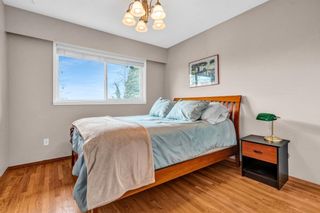 Photo 18: 944 E 4TH Street in North Vancouver: Calverhall House for sale in "Calverhall" : MLS®# R2864680