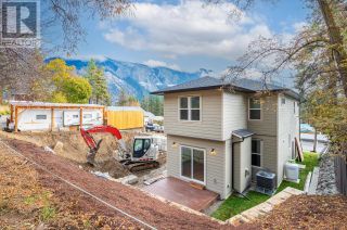 Photo 33: 461 COLUMBIA STREET in Lillooet: House for sale : MLS®# 177215