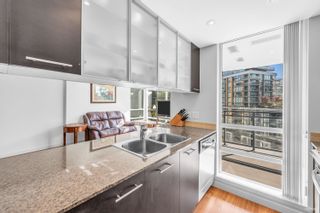 Photo 8: 1003 3333 CORVETTE Way in Richmond: West Cambie Condo for sale in "THE WALL CENTER" : MLS®# R2873327