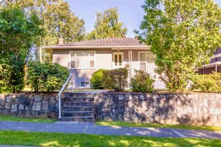 Main Photo: 2510 CAMROSE Drive in Burnaby: Montecito House for sale (Burnaby North)  : MLS®# R2739348