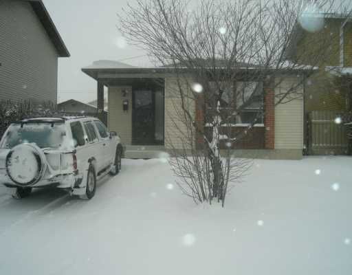 Main Photo:  in CALGARY: Whitehorn Residential Detached Single Family for sale (Calgary)  : MLS®# C3240427