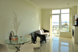 Photo 14: 203 162 VICTORY SHIP Way in North Vancouver: Lower Lonsdale Condo for sale in "ATRIUM