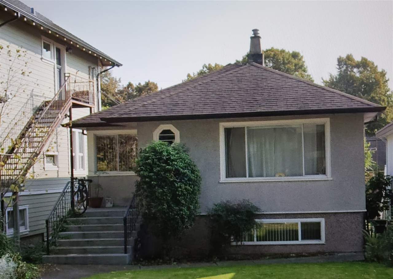 Main Photo: 2012 GRANT STREET in Vancouver: Grandview Woodland House for sale (Vancouver East)  : MLS®# R2530357