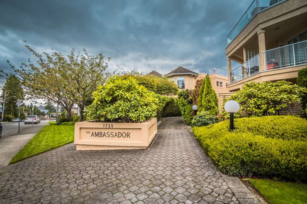 Main Photo: 102 1255 BEST Street: White Rock Condo for sale in "THE AMBASSADOR" (South Surrey White Rock)  : MLS®# R2506778