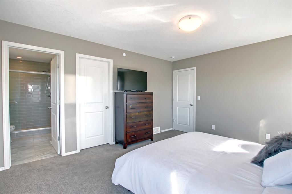 Photo 17: Photos: 56 Howse Manor NE in Calgary: Livingston Detached for sale : MLS®# A1204419