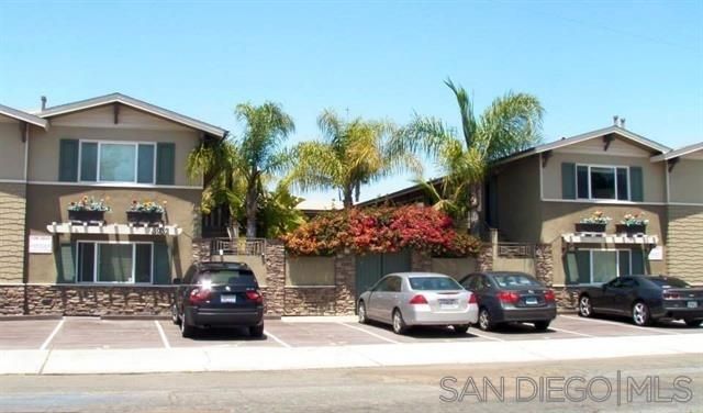 Main Photo: HILLCREST Condo for sale : 1 bedrooms : 3932 9Th Ave #3 in San Diego