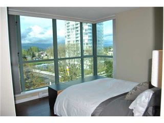 Photo 6: 801 6611 SOUTHOAKS Crescent in Burnaby: Highgate Condo for sale (Burnaby South)  : MLS®# V947277