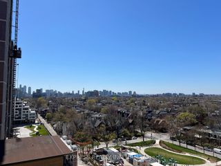 Main Photo: 906 720 Spadina Avenue in Toronto: University Condo for lease (Toronto C01)  : MLS®# C8270138