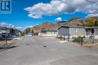 Photo 1: 1118 MIDDLE BENCH Road Unit# 9 in Keremeos: House for sale : MLS®# 10303820