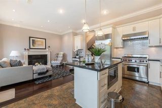 Photo 8: : Vancouver House for rent : MLS®# AR111