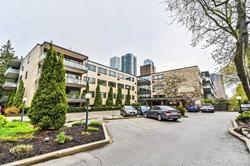 Main Photo: 16 Rosedale Rd 717 in Toronto: Rosedale-Moore Park Freehold for sale (Toronto C09)  : MLS®# C5227945
