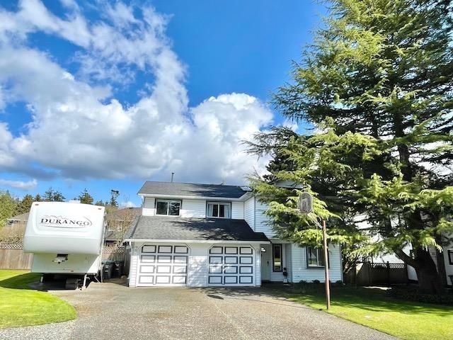 Main Photo: 1046 161A Street in Surrey: King George Corridor House for sale in "SOUTH MERIDIAN" (South Surrey White Rock)  : MLS®# R2769412