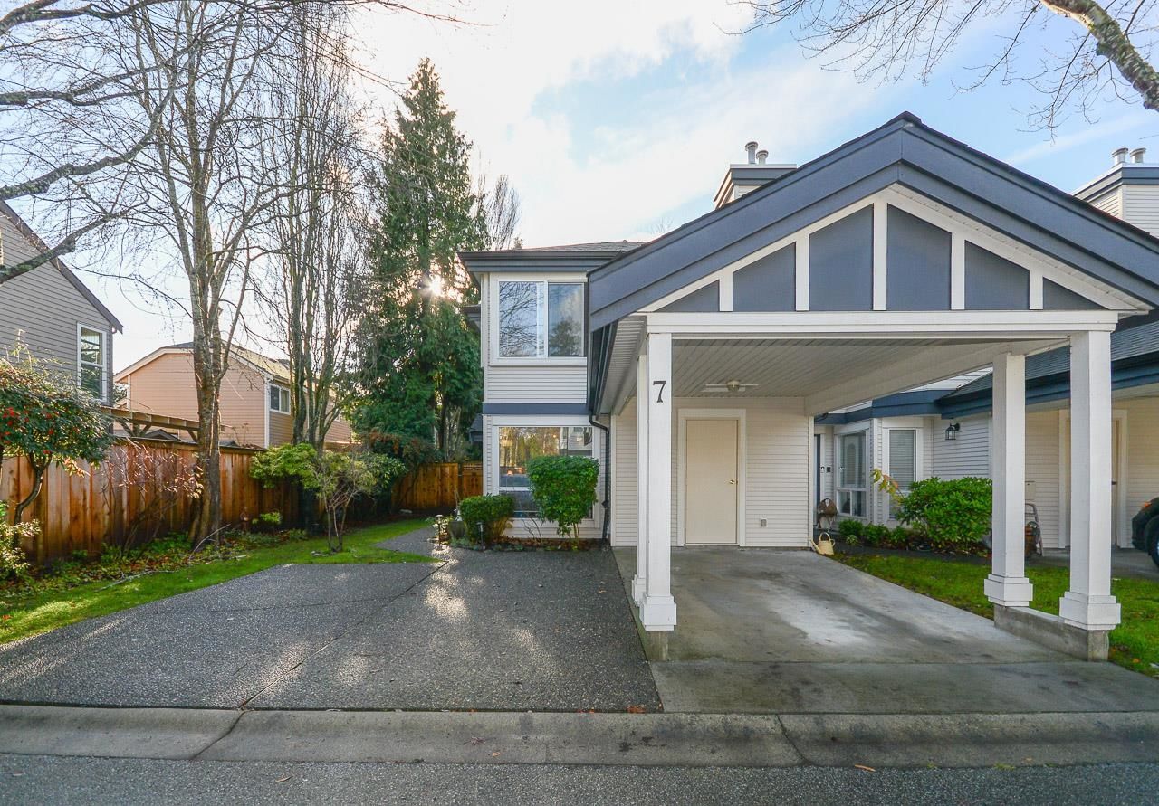 Main Photo: 7 4748 54A Street in Delta: Delta Manor Townhouse for sale in "ROSEWOOD COURT" (Ladner)  : MLS®# R2663260