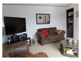 Photo 5: 8611 79A Street in Fort St. John: Fort St. John - City SE Manufactured Home for sale in "WINFIELD ESTATES" (Fort St. John (Zone 60))  : MLS®# N241138