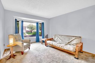 Photo 2: 396 Whitworth Way NE in Calgary: Whitehorn Detached for sale : MLS®# A2051671