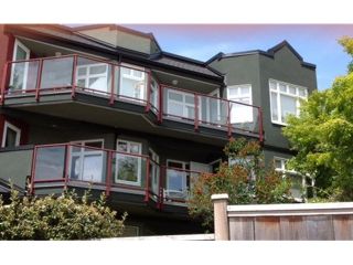Photo 14: 314 2800 CHESTERFIELD Avenue in North Vancouver: Upper Lonsdale Condo for sale : MLS®# V1069313