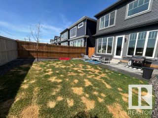 Photo 39: 1091 Eaton Road in Edmonton: Zone 57 House for sale : MLS®# E4327608