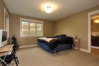 Photo 19: 393 Rindle Court in Kelown: Residential Detached for sale (Upper Mission)  : MLS®# 10056261