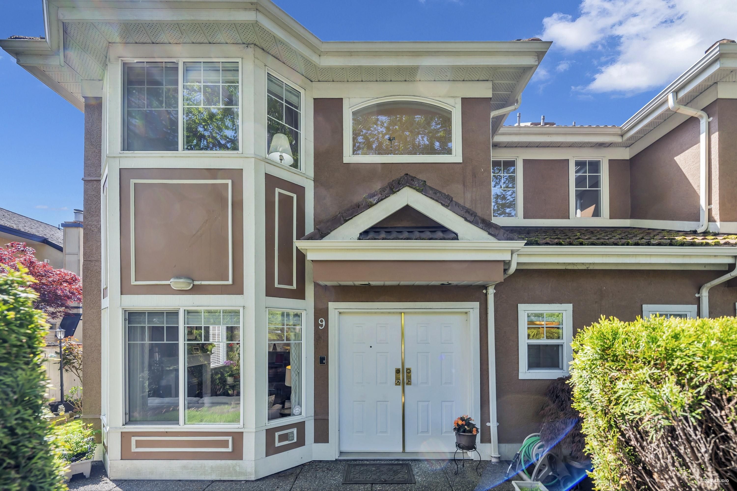 Main Photo: 9 8060 ST. ALBANS Road in Richmond: Garden City Townhouse for sale : MLS®# R2777039