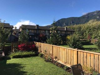 Photo 16: 1157 NATURES Gate in Squamish: Downtown SQ Townhouse for sale in "EAGLEWIND" : MLS®# R2215271