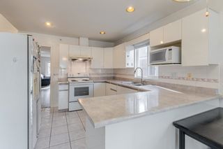 Photo 15: 2237 VENABLES Street in Vancouver: Hastings House for sale (Vancouver East)  : MLS®# R2772071