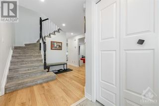 Photo 4: 19 DALECROFT CRESCENT in Ottawa: House for sale : MLS®# 1367230
