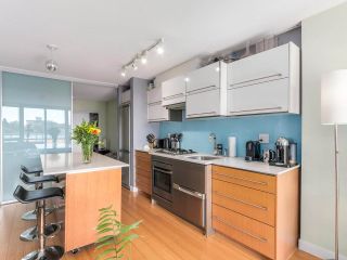 Photo 7: 509 718 MAIN Street in Vancouver: Mount Pleasant VE Condo for sale in "GINGER" (Vancouver East)  : MLS®# R2185070