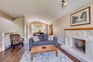 Photo 3: 2556 JASMINE Court in Coquitlam: Summitt View House for sale : MLS®# R2110063